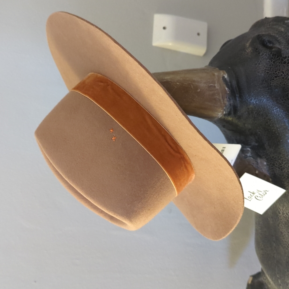Lack of Color Hat NWT Free People Tri-Benson